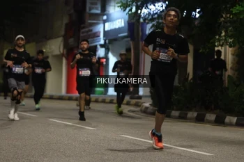 Runner Photo 3683081
