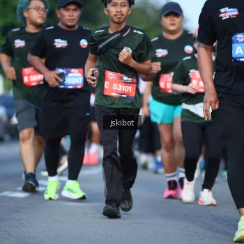 Runner Photo 3683086