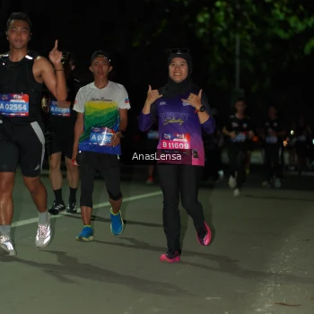 Runner Photo 3683104
