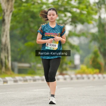 Runner Photo 3683114