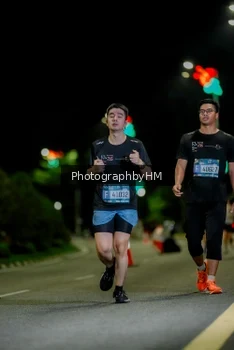Runner Photo 3683123