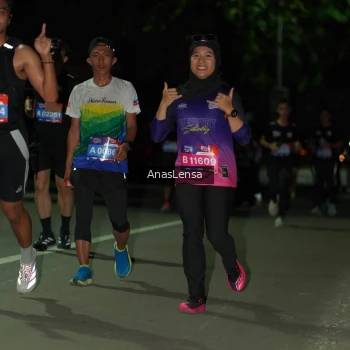 Runner Photo 3683135