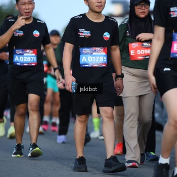 Runner Photo 3683137