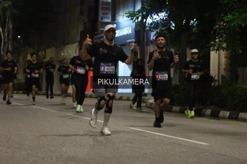 Runner Photo 3683175