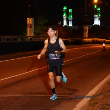 Runner Photo 3683192
