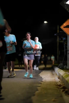 Runner Photo 3683212