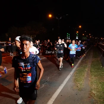 Runner Photo 3683213