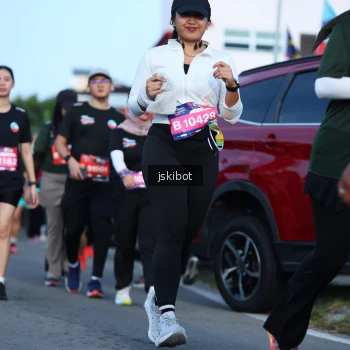 Runner Photo 3683214