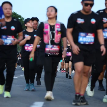 Runner Photo 3683229