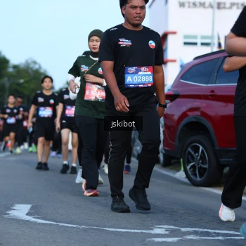 Runner Photo 3683234