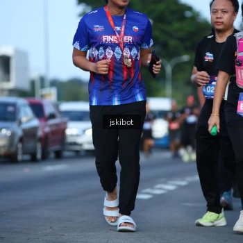 Runner Photo 3683237