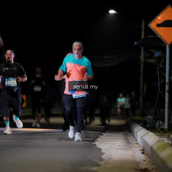 Runner Photo 3683249