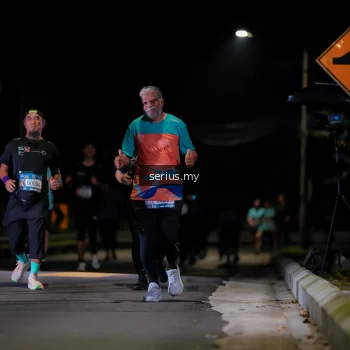 Runner Photo 3683257