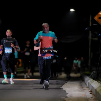 Runner Photo 3683262