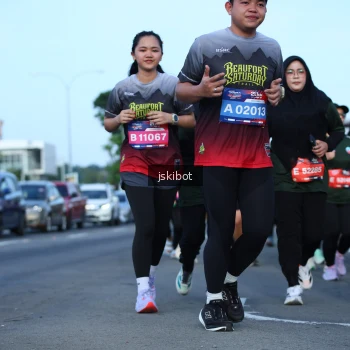 Runner Photo 3683272