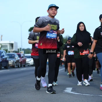 Runner Photo 3683288