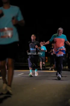 Runner Photo 3683290