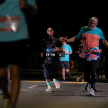 Runner Photo 3683294