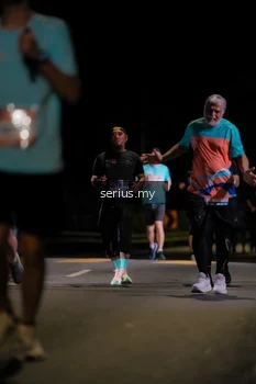 Runner Photo 3683306