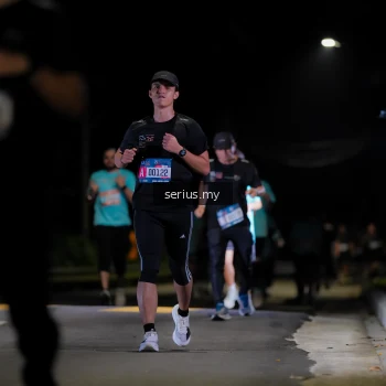 Runner Photo 3683316