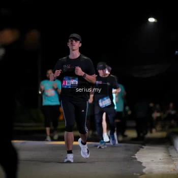 Runner Photo 3683322
