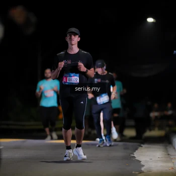 Runner Photo 3683330