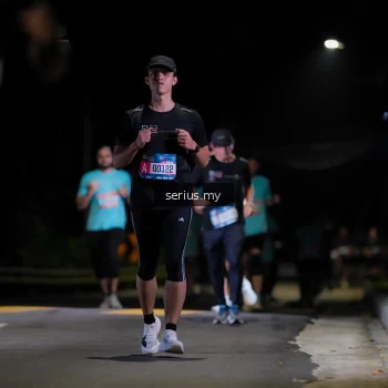 Runner Photo 3683333