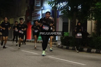 Runner Photo 3683336