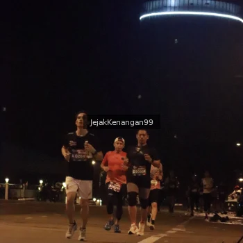 Runner Photo 3683347