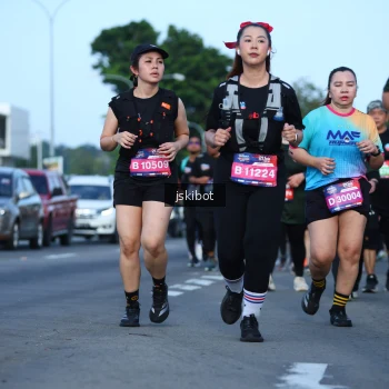 Runner Photo 3683362