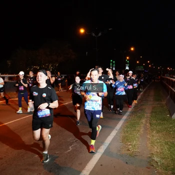 Runner Photo 3683373