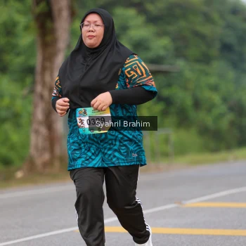 Runner Photo 3683375