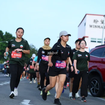 Runner Photo 3683396