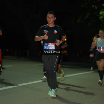 Runner Photo 3683413