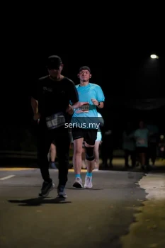 Runner Photo 3683443