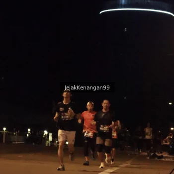 Runner Photo 3683451