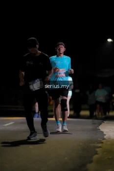 Runner Photo 3683465