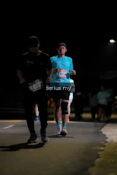 Runner Photo 3683470
