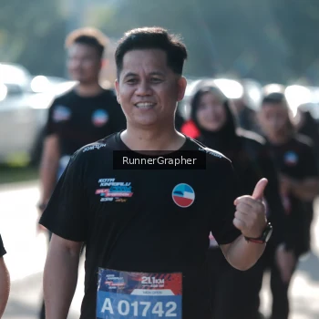 Runner Photo 3683495