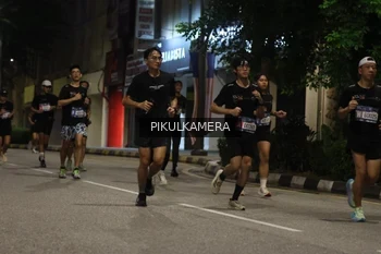 Runner Photo 3683509