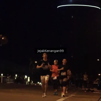 Runner Photo 3683511