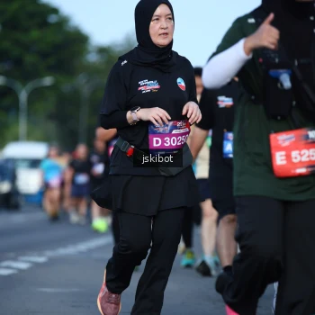 Runner Photo 3683514