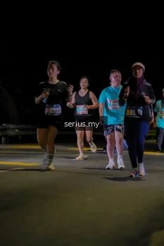 Runner Photo 3683537