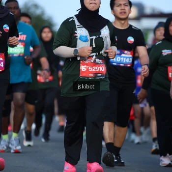 Runner Photo 3683544