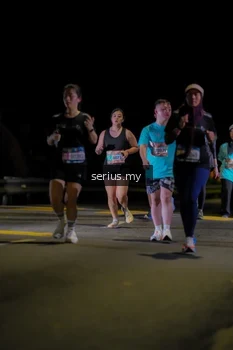 Runner Photo 3683546