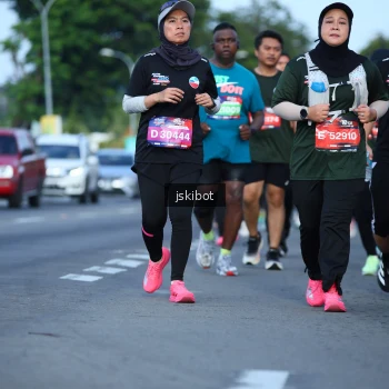 Runner Photo 3683556