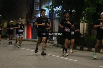 Runner Photo 3683568