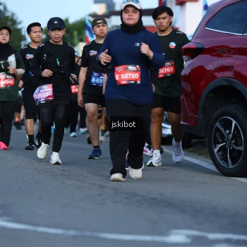 Runner Photo 3683571