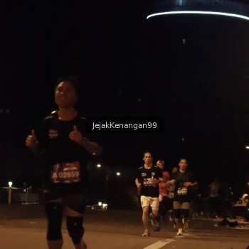 Runner Photo 3683591