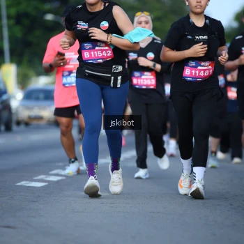 Runner Photo 3683639